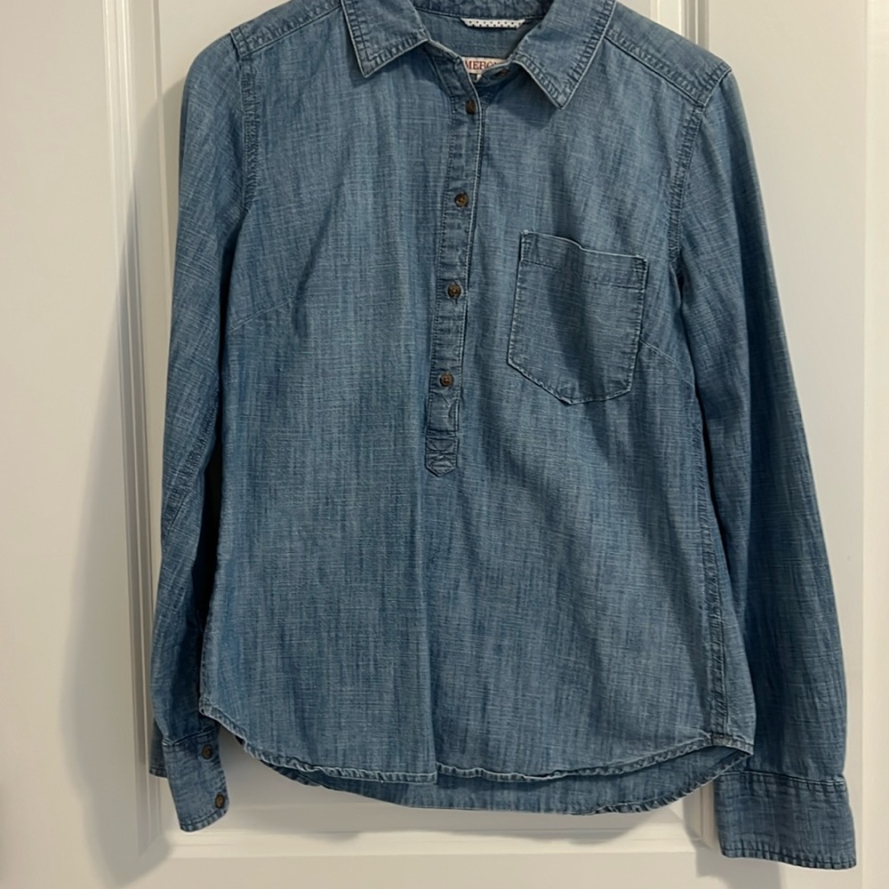 Merona denim shirt. 🩵🩵🩵